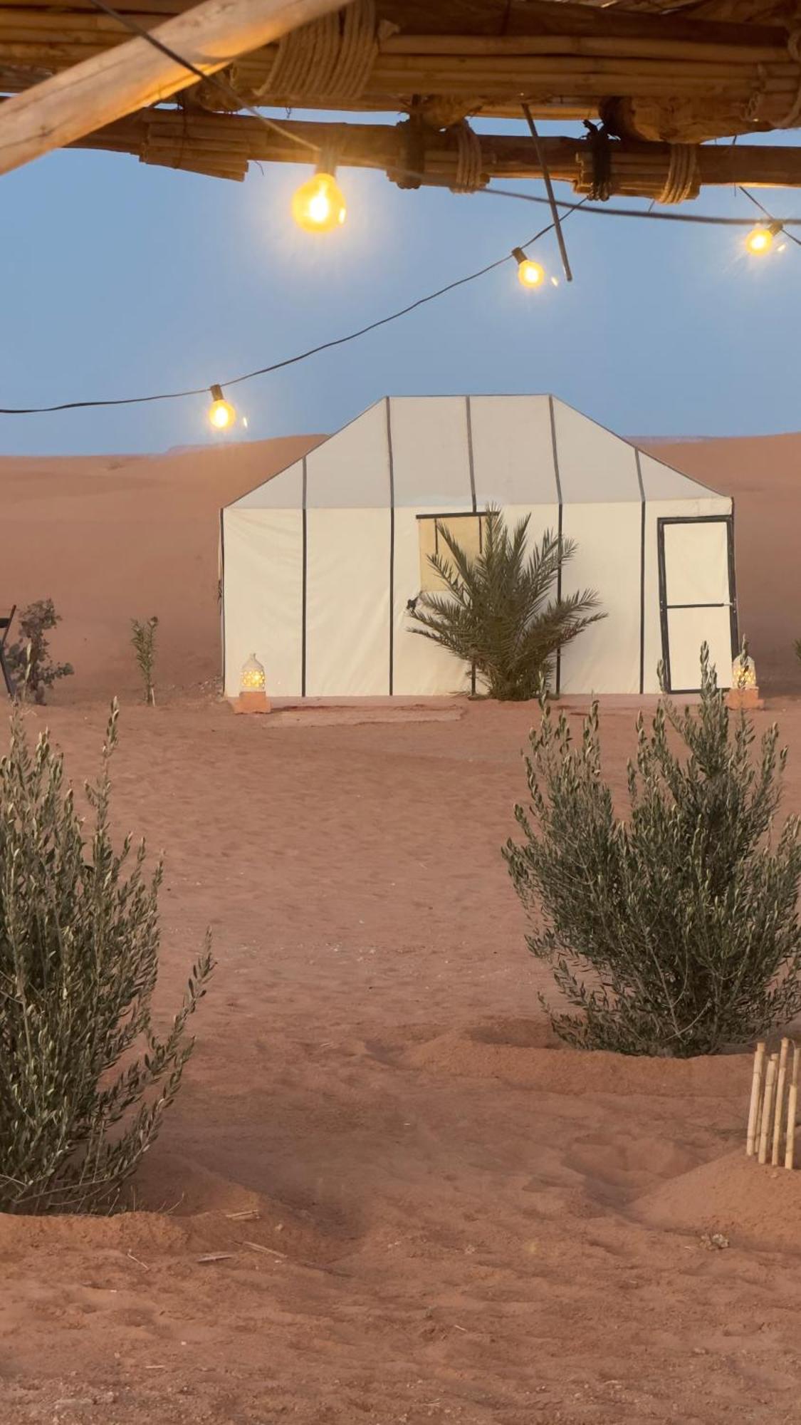 Royal Luxury Camp Hotel Merzouga Buitenkant foto