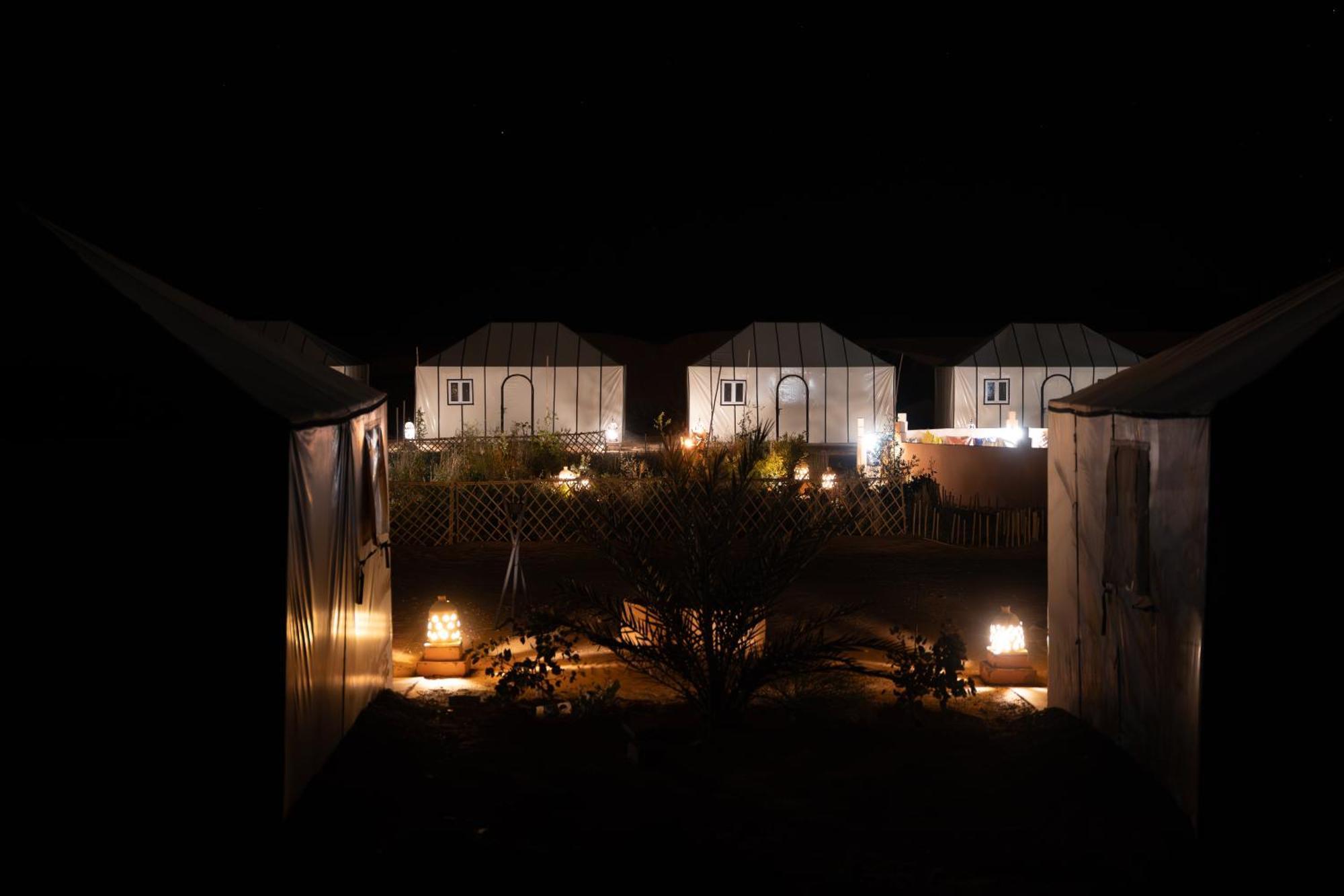 Royal Luxury Camp Hotel Merzouga Buitenkant foto